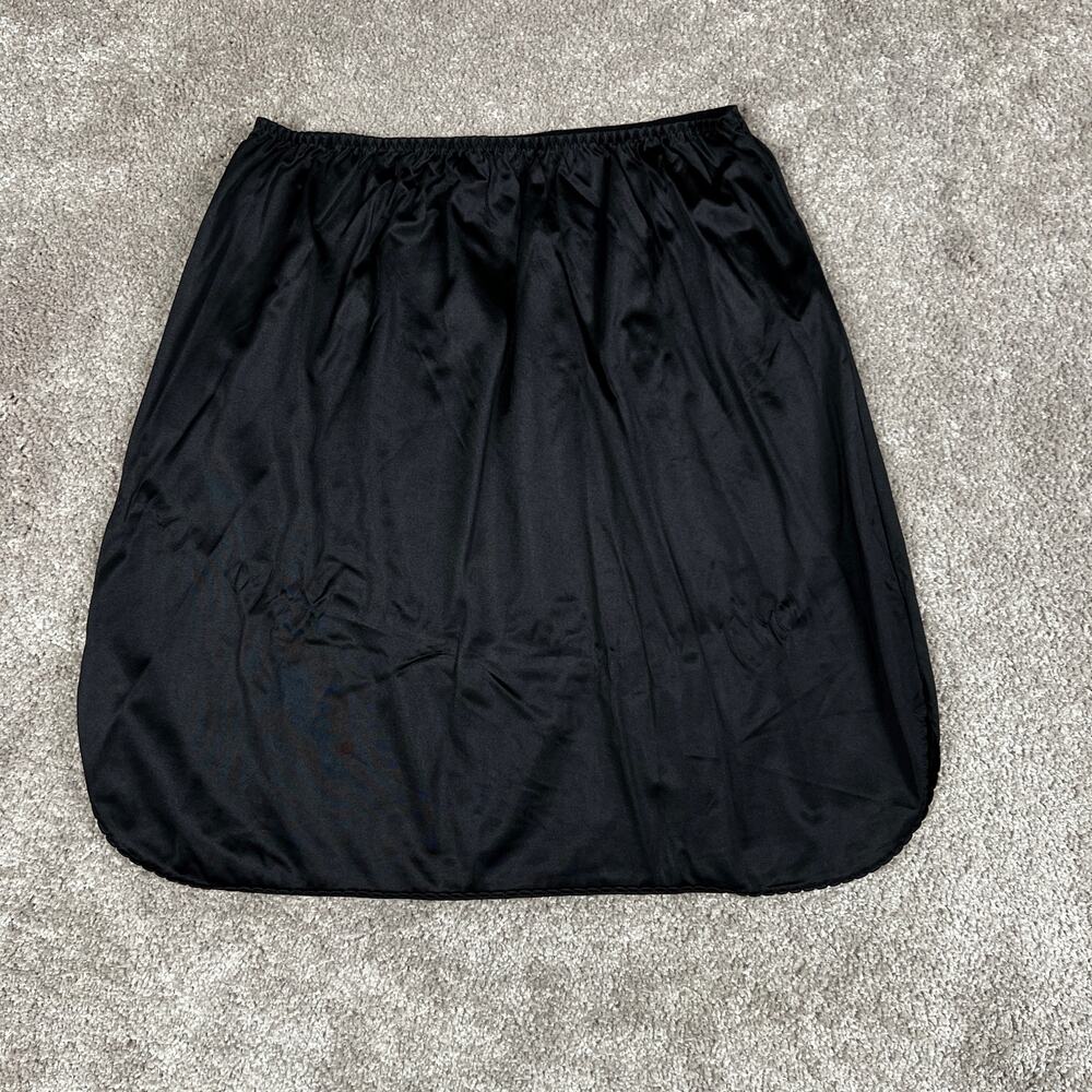 Black Vanity Fair Half Slip Skirt Size M Scallop Style 11-717 Nylon USA Intimate